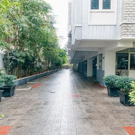 Hotel Athome , Whitefields, Kondapur Hyderabad Exteriör bild