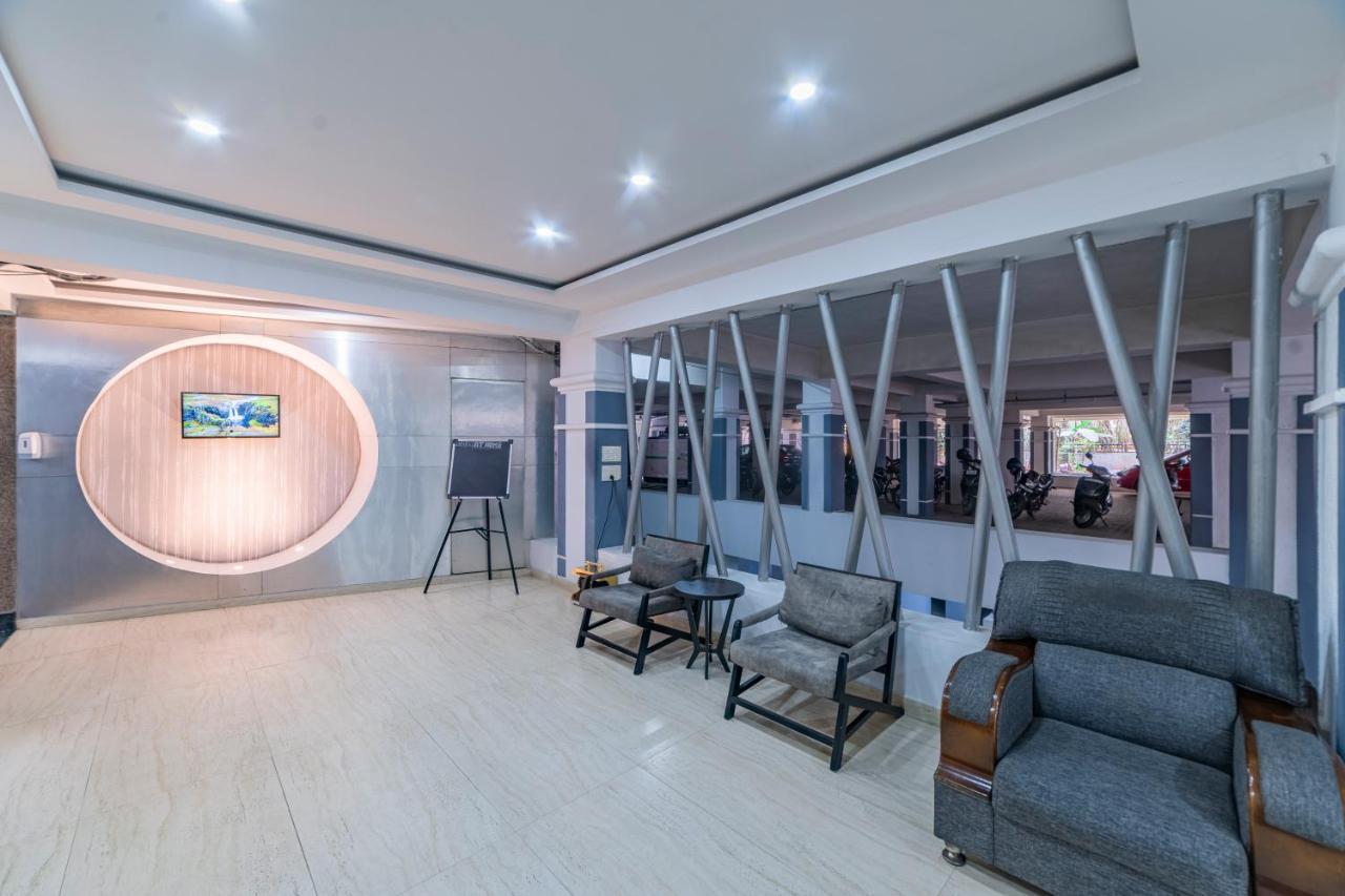 Hotel Athome , Whitefields, Kondapur Hyderabad Exteriör bild
