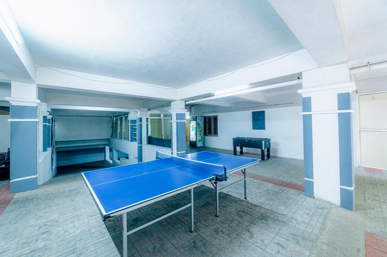 Hotel Athome , Whitefields, Kondapur Hyderabad Exteriör bild