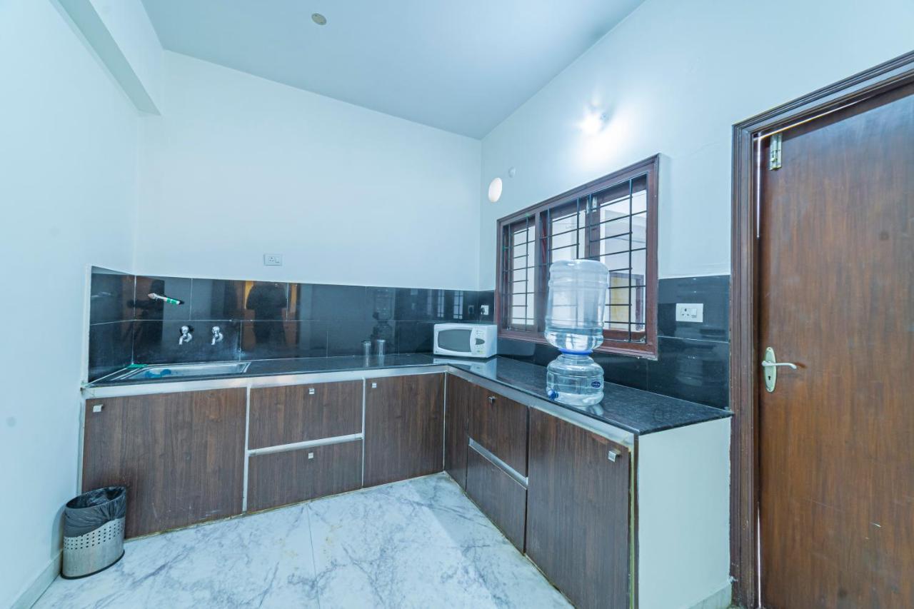 Hotel Athome , Whitefields, Kondapur Hyderabad Exteriör bild